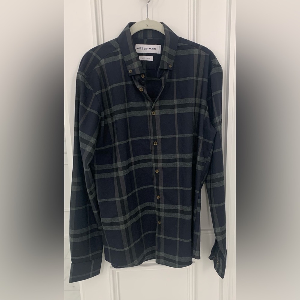Mizzen + Main Plaid Button Down in Large Trim Fit, Like New